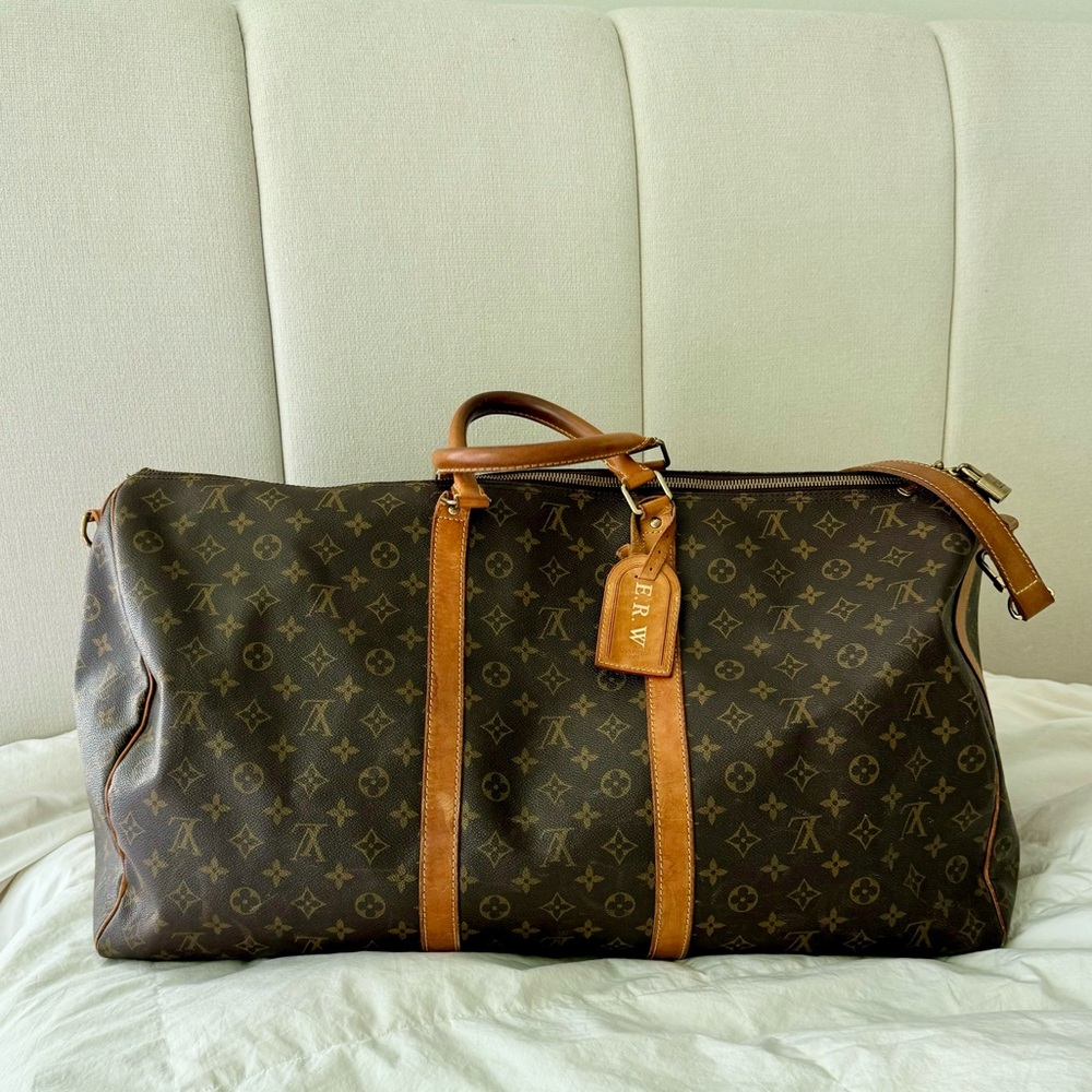 LOUIS VUITTON
Monogram Keepall 60